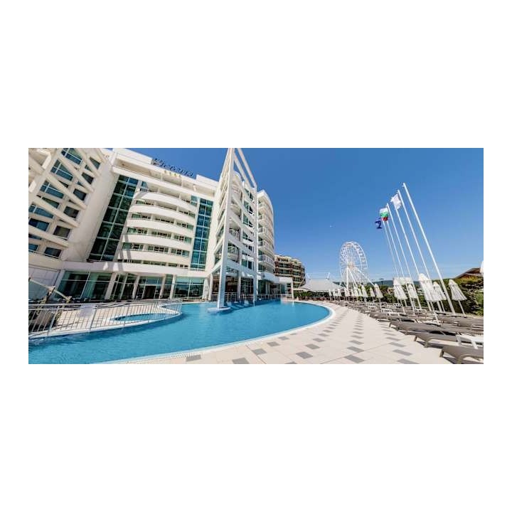 Effect Grand Victoria Hotel