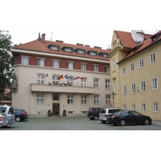 Pytloun Kampa Garden Hotel Prague