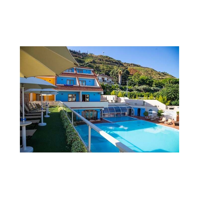 Tropis Hotel