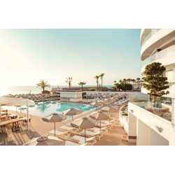 Coral Suites & Spa