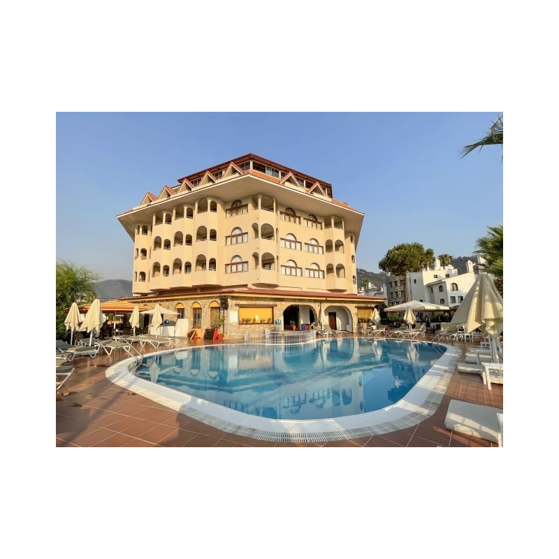 Fortuna Beach Hotel