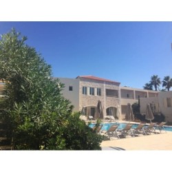 Maravel Star Art Hotel