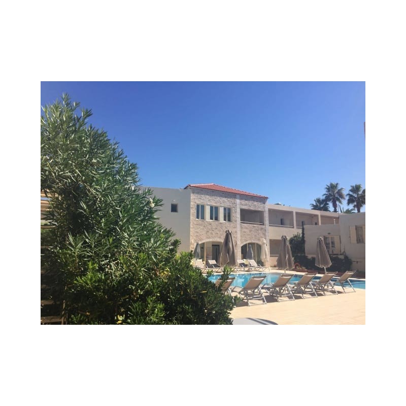 Maravel Star Art Hotel