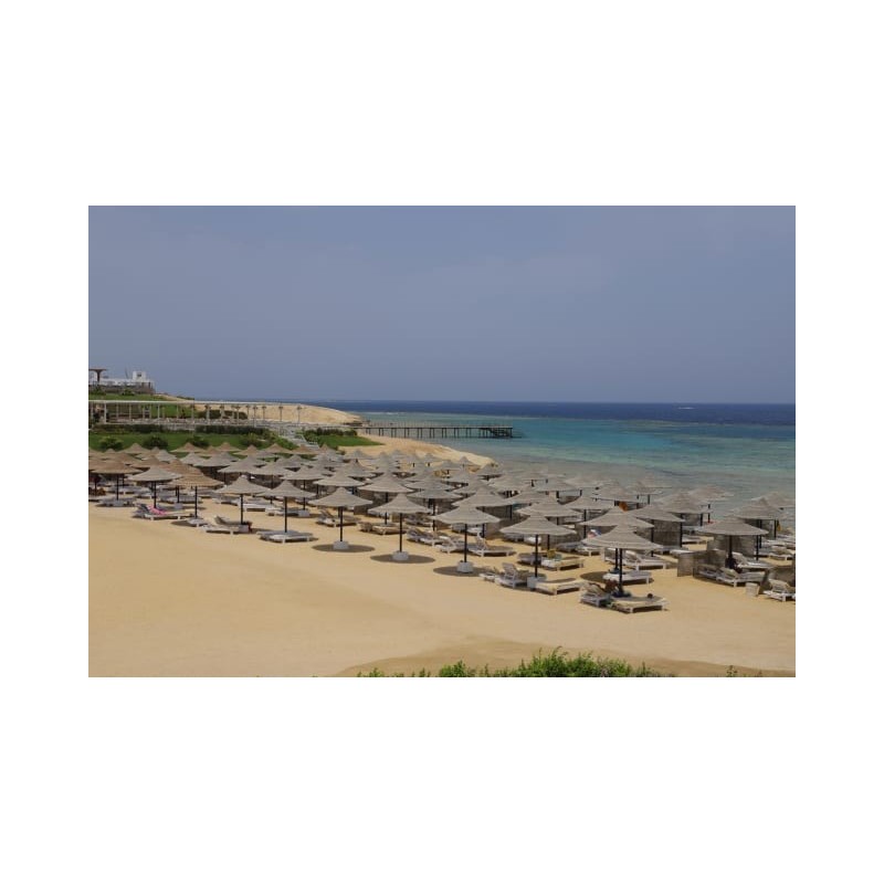 Sirena Beach Resort & Spa