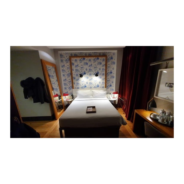 Browns Central Hotel