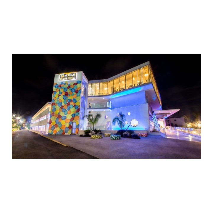 Nicholas Color Hotel