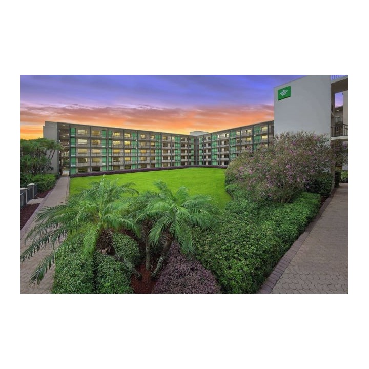 Wyndham Garden Lake Buena Vista Disney Springs Resort Area