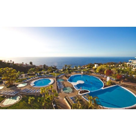 Coral La Quinta Park Suites
