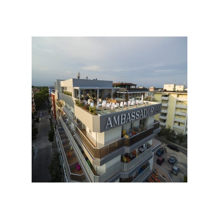 Hotel Ambassador