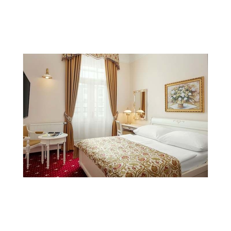 Alqush Downtown Hotel