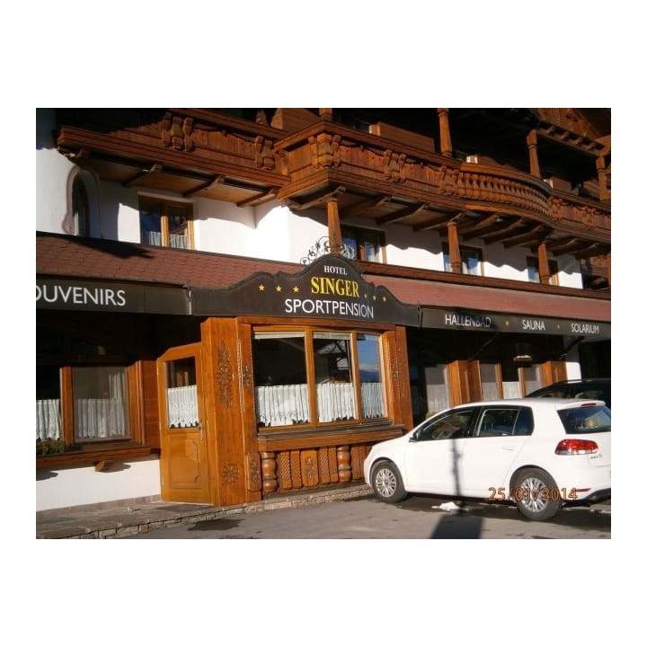 Hotel Singer