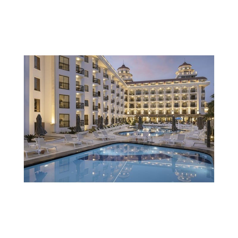 Blue Marlin Deluxe - Spa & Resort