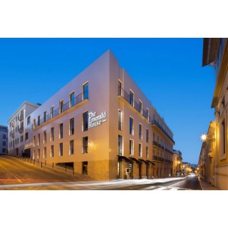 The Emerald House Lisbon, Curio Collection by Hilton