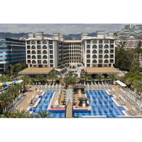 Quattro Beach Spa & Resort