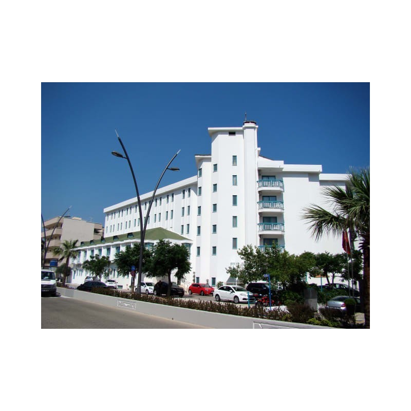 Tropical Beach Hotel