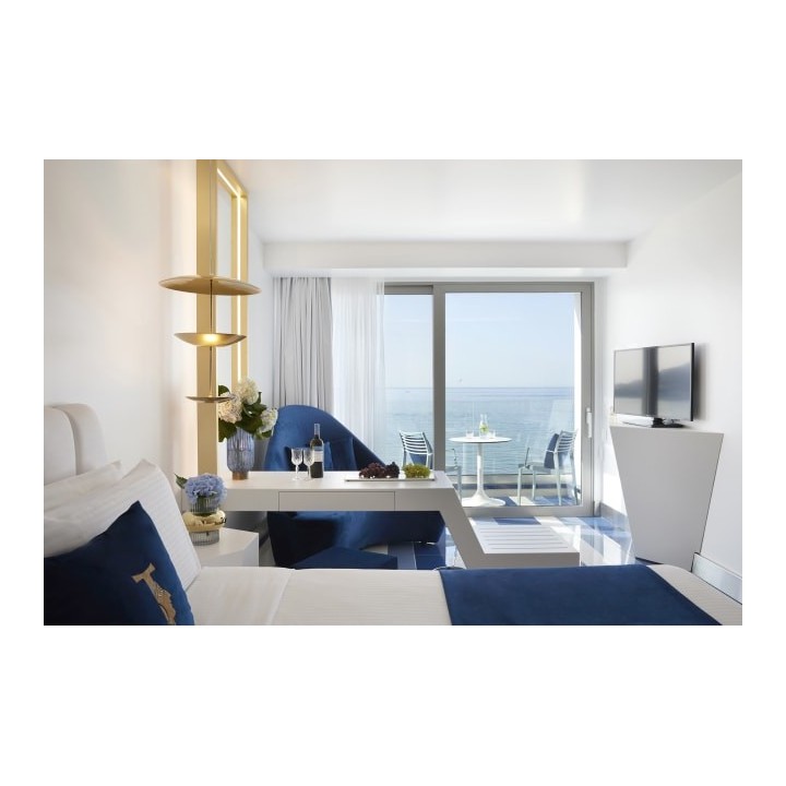 I Resort Beach Hotel & Spa