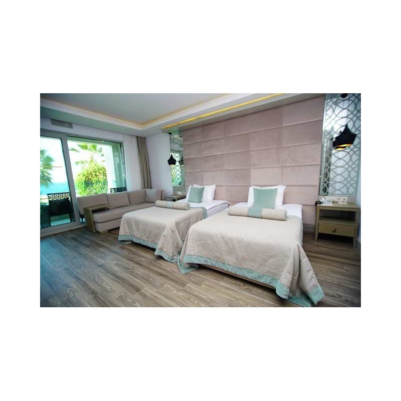 Blue Dreams Resort & Spa