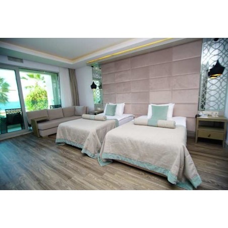 Blue Dreams Resort & Spa