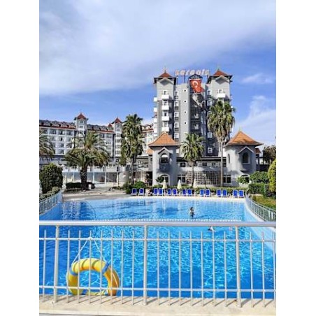 Hotel Side Serenis