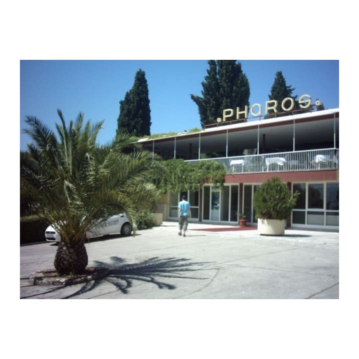 Hotel Pharos