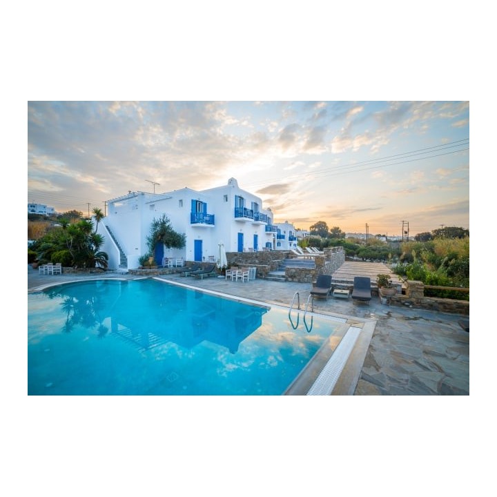 Vienoula's Garden Hotel