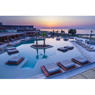 SENSEANA Sea Side Resort & Aquadventure
