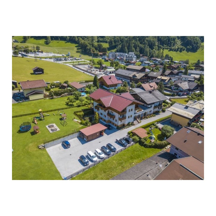 Landhaus & Appartementhaus Haussteiner