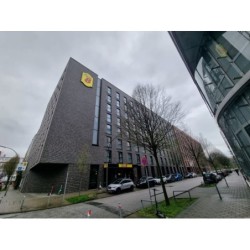 Super 8 by Wyndham Hamburg Mitte