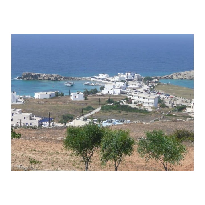 Hotel Tria Delfinia