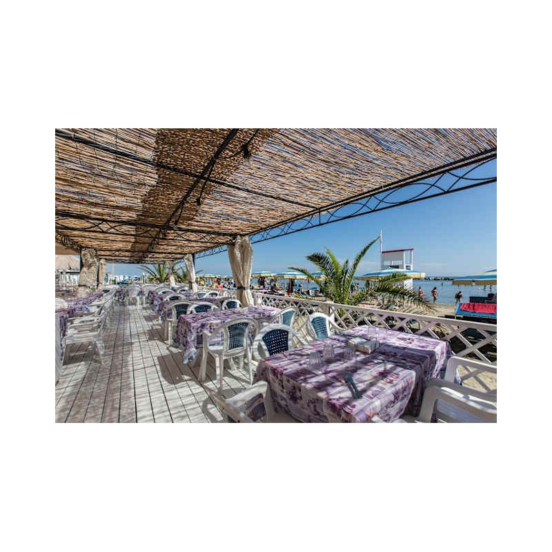 Club Hotel Bikini & Tropicana