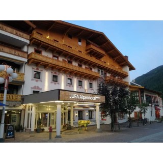 JUFA Alpenhotel Saalbach