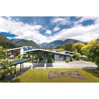 Scenic Hotel Franz Josef Glacier