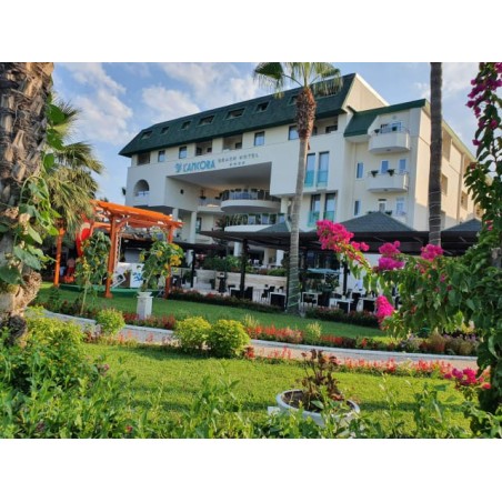 L'Ancora Beach Hotel