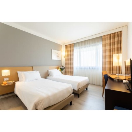 Living Place Hotel