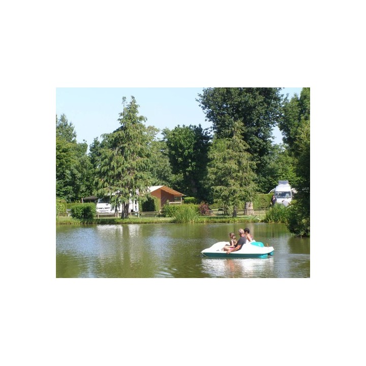 Camping L'etang Des Haizes