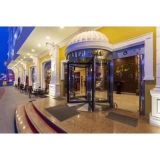 Latanya Palm & Spa Hotel