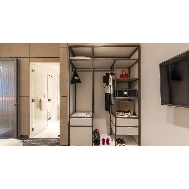 Studio One Hotel