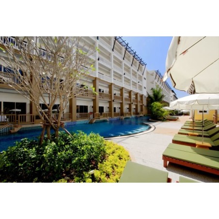 Kata Sea Breeze Resort