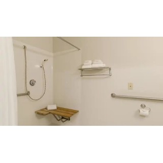 HomeTowne Studios Denver - Glendale/ Cherry Creek