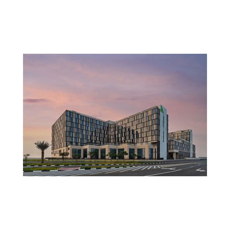 Holiday Inn Dubai Al-Maktoum Airport by IHG
