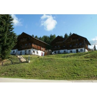 Almdorf & Sporthotel Hochlienz