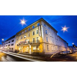 Goldenes Theaterhotel