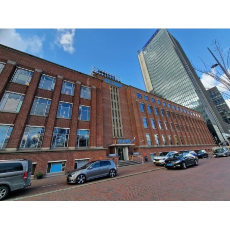 ClinkNOORD - Hostel