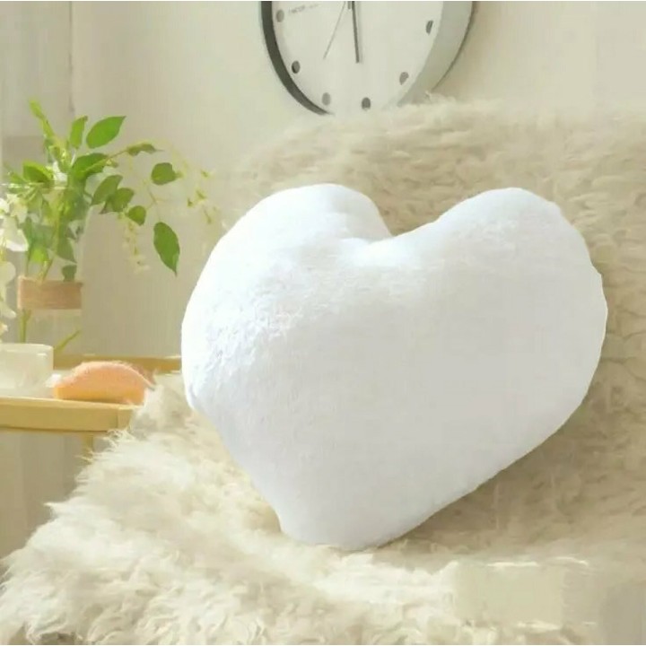 Herzkissen » Kuschelkissen 45 x 45 cm » weiches Herz Kissen » Dekokissen » Zierkissen aus Kunstfell - Weiß