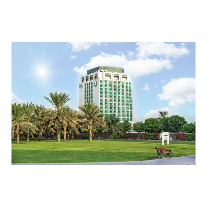 Hotel Holiday International