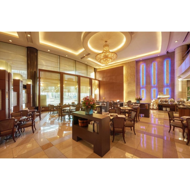 The Hotel Riviera