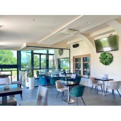 Royal Airport Hotel