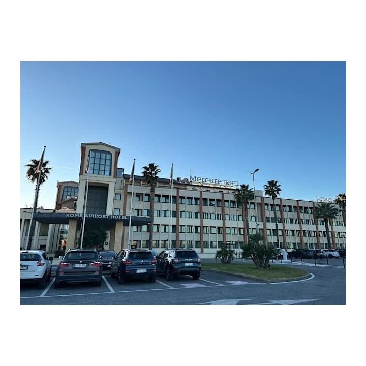 Mercure Leonardo da Vinci Airport