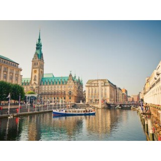 Eigene Anreise Hamburg: Städtereise mit Aufenthalt im Moxy Hotel Hamburg Altona