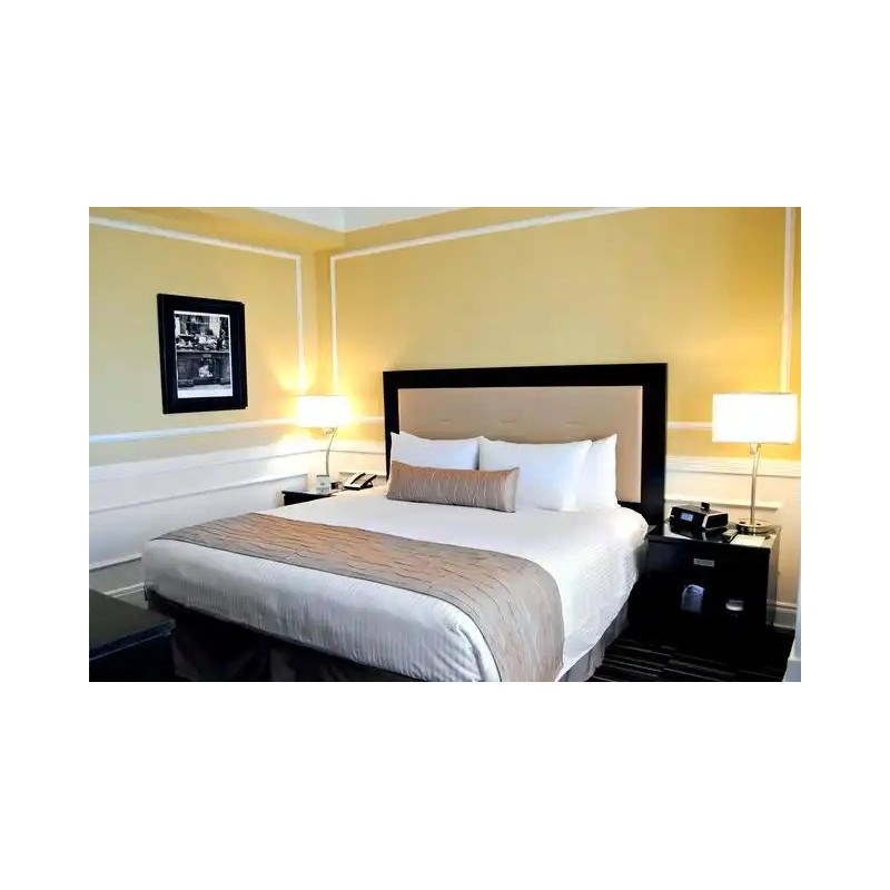 Pickwick Hotel